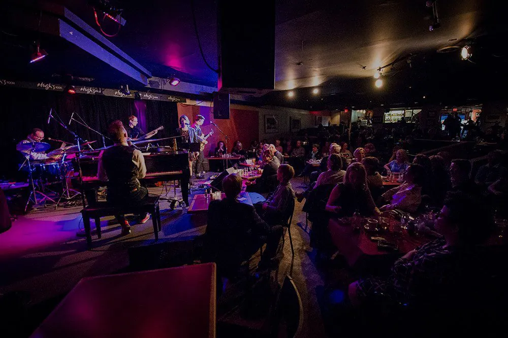 Allison Lupton à Hugh's Room Live