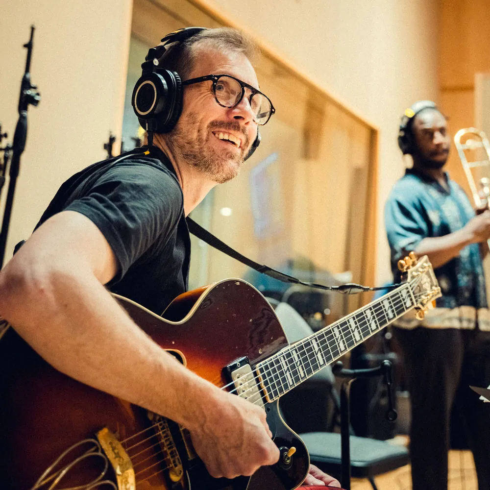 Andrew Scott Quartet with Taylor Maslin, Jack Johnson, & Norbert Botos à Black Bear Pub