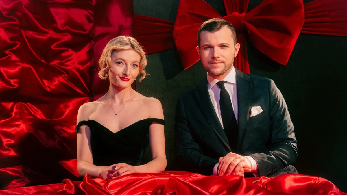 Swing Into the Holidays featuring Caity Gyorgy & Christian Wiggs à Meridian Arts Centre