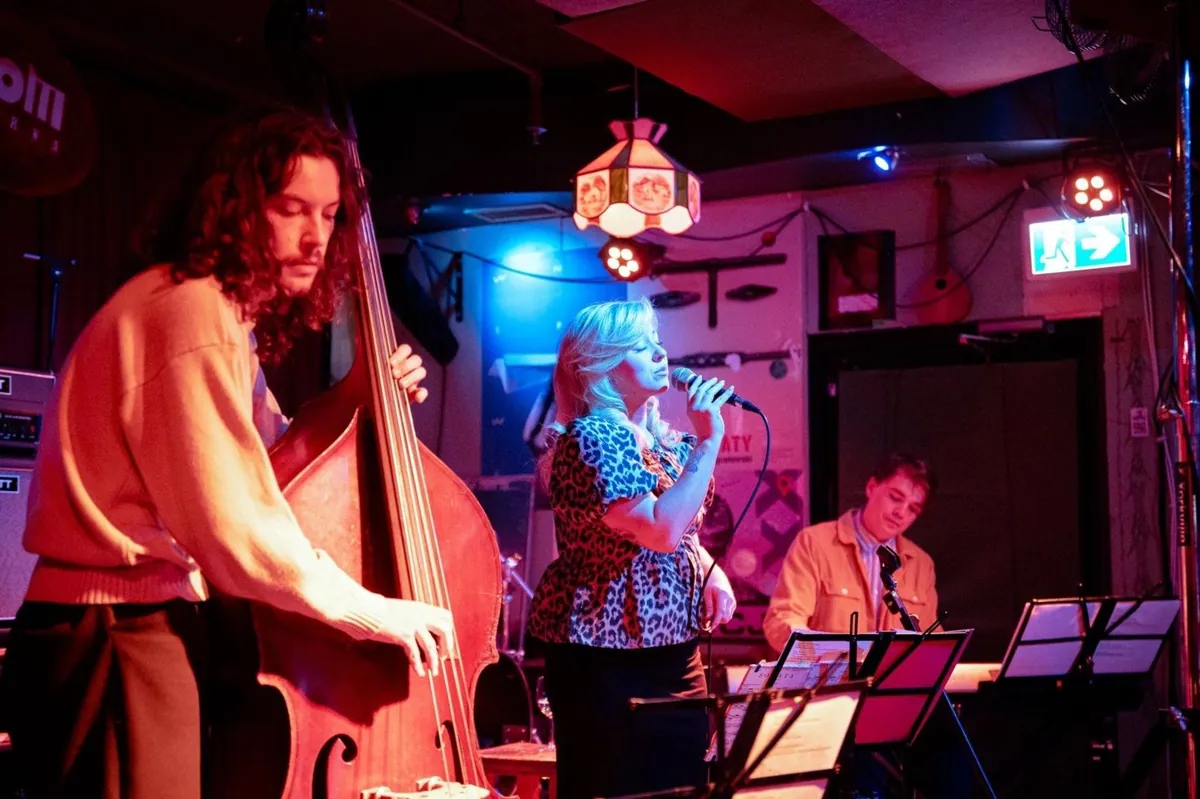 Raquel Marina Trio à Drom Taberna