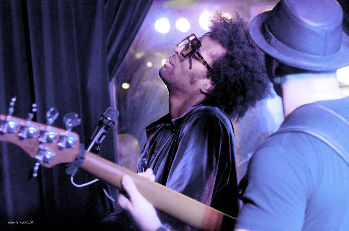 Quincy Bullen & The Qb3D Band at Poetry Jazz Cafe
