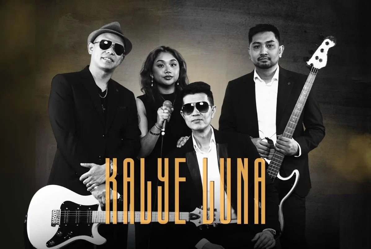 Kalye Luna at Function Bar
