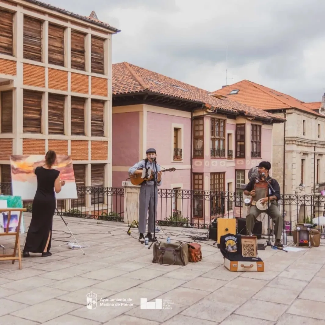 'Fábulas del swing' (MALAVARA) en Salón de Actos de la Casa de Cultura de Carrizo