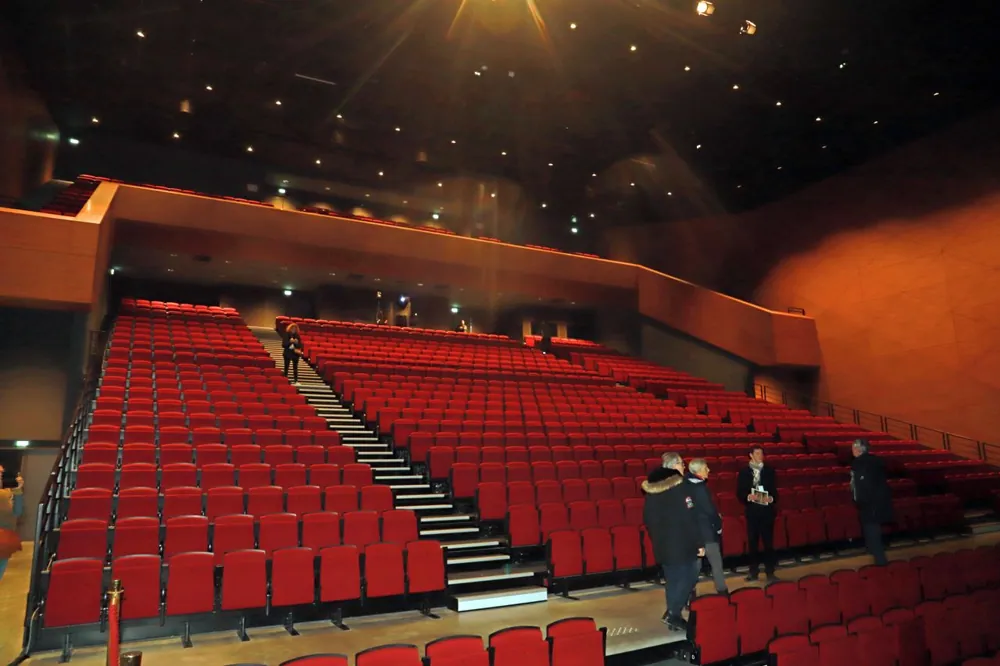 PALAIS DES CONGRES - SALLE MAURICE RAVEL