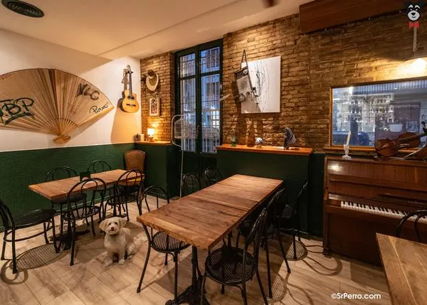 Turia Bistro Pub