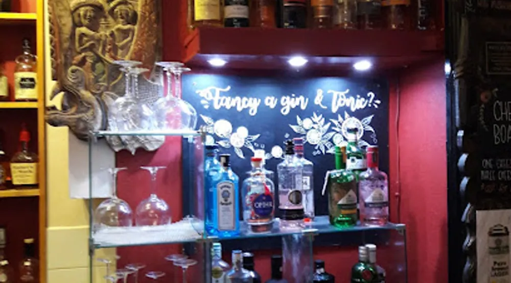 Babelas Continental Bar · Clarendon Park