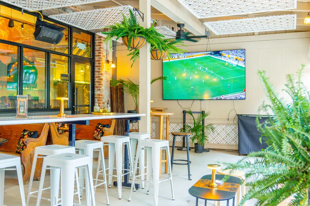 Barrel House Cafe & Bar