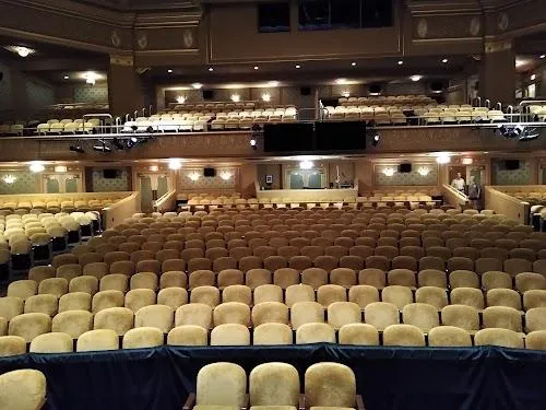 Paramount Theater - VA
