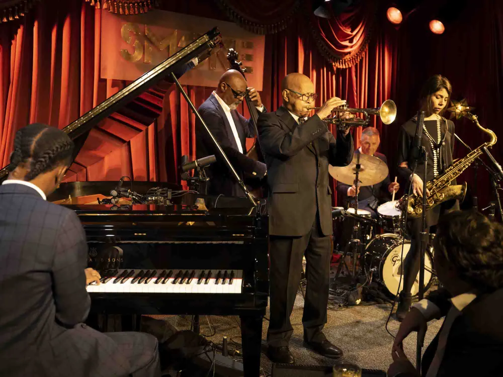 Smoke Jazz Club